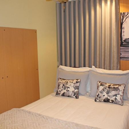 Residencial Paranhos Bed & Breakfast Porto Bagian luar foto