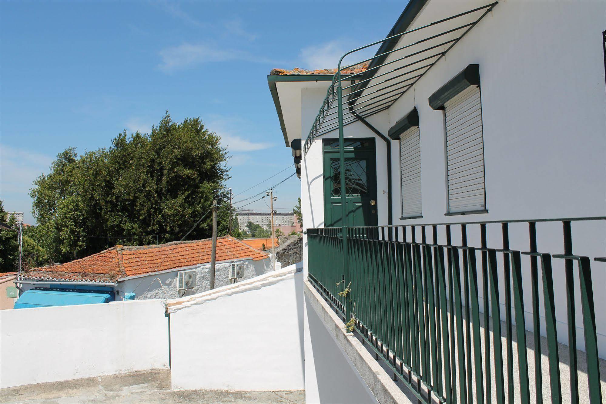 Residencial Paranhos Porto Bagian luar foto