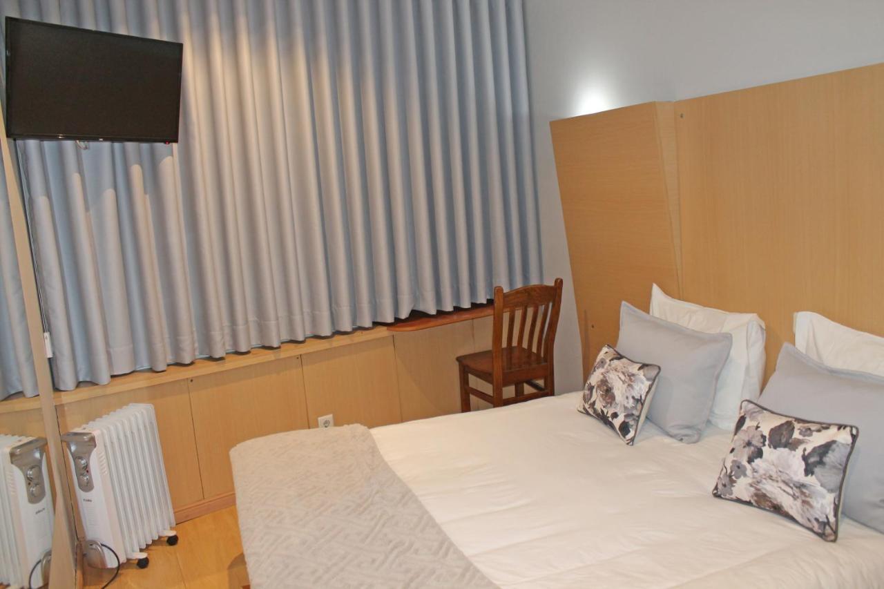 Residencial Paranhos Bed & Breakfast Porto Bagian luar foto